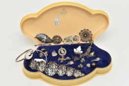 A SELECTION OF SILVER AND WHITE METAL JEWELLERY, to include a Siam bracelet, brooch and pair of