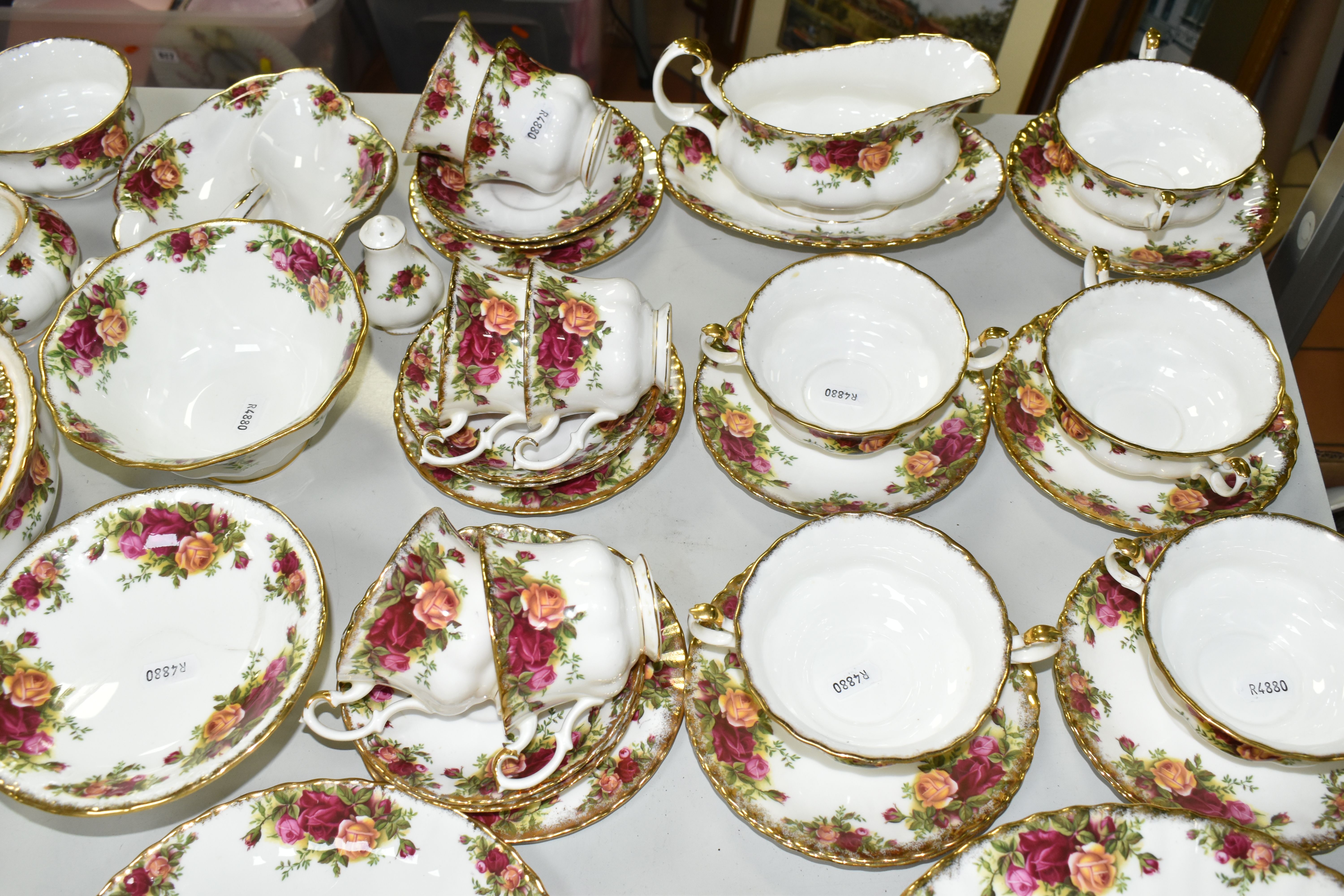 ROYAL ALBERT 'OLD COUNTRY ROSES' TEA AND DINNER WARES, comprising six cups and saucers - one cup - Image 7 of 7