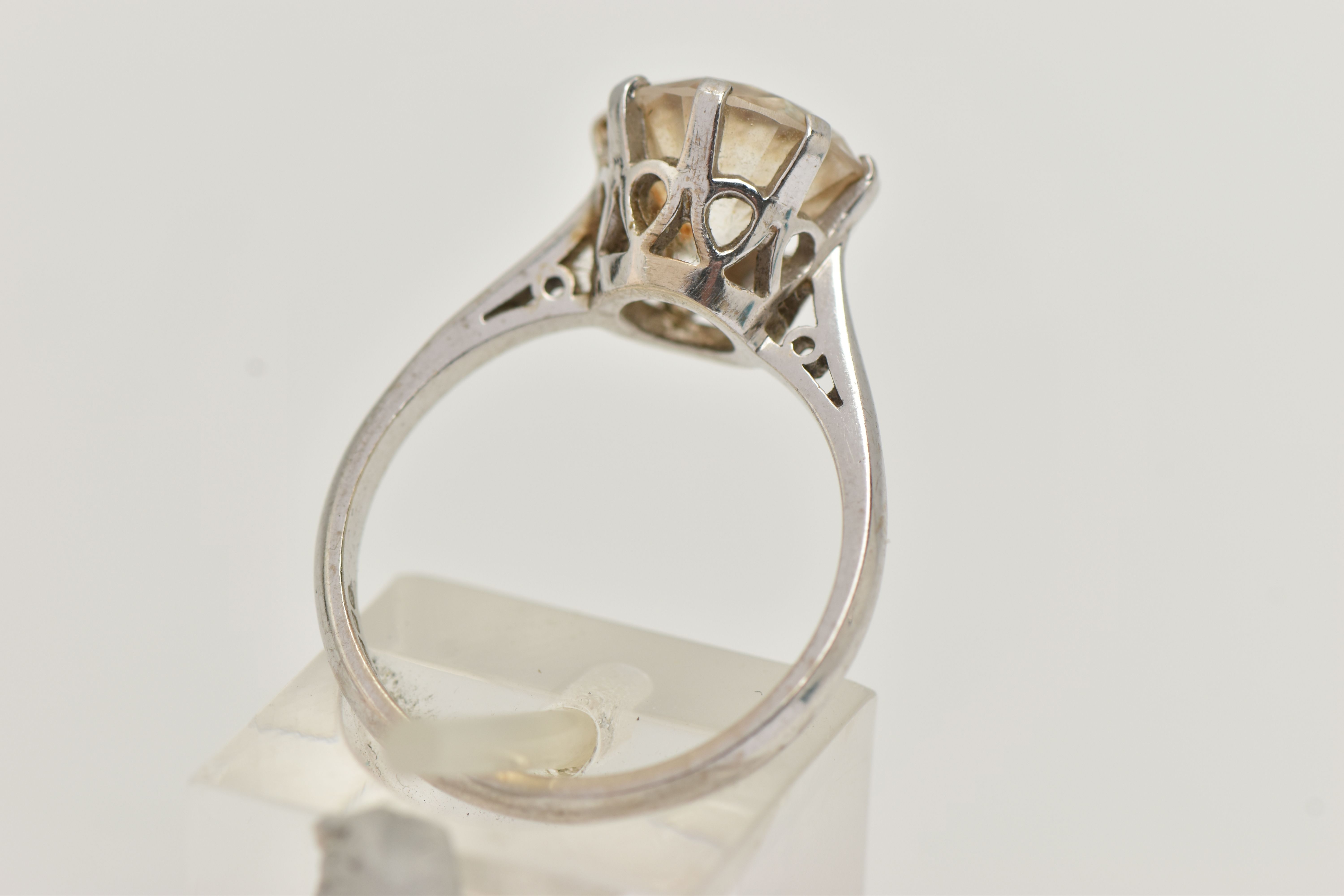 A 9CT WHITE GOLD SINGLE STONE CUBIC ZIRCONIA RING, the circular cut cubic zirconia in an eight - Image 3 of 5