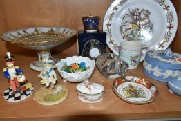 A GROUP OF CERAMICS AND GLASS WARES, to include a Limoges comport, decorated with gilt classical
