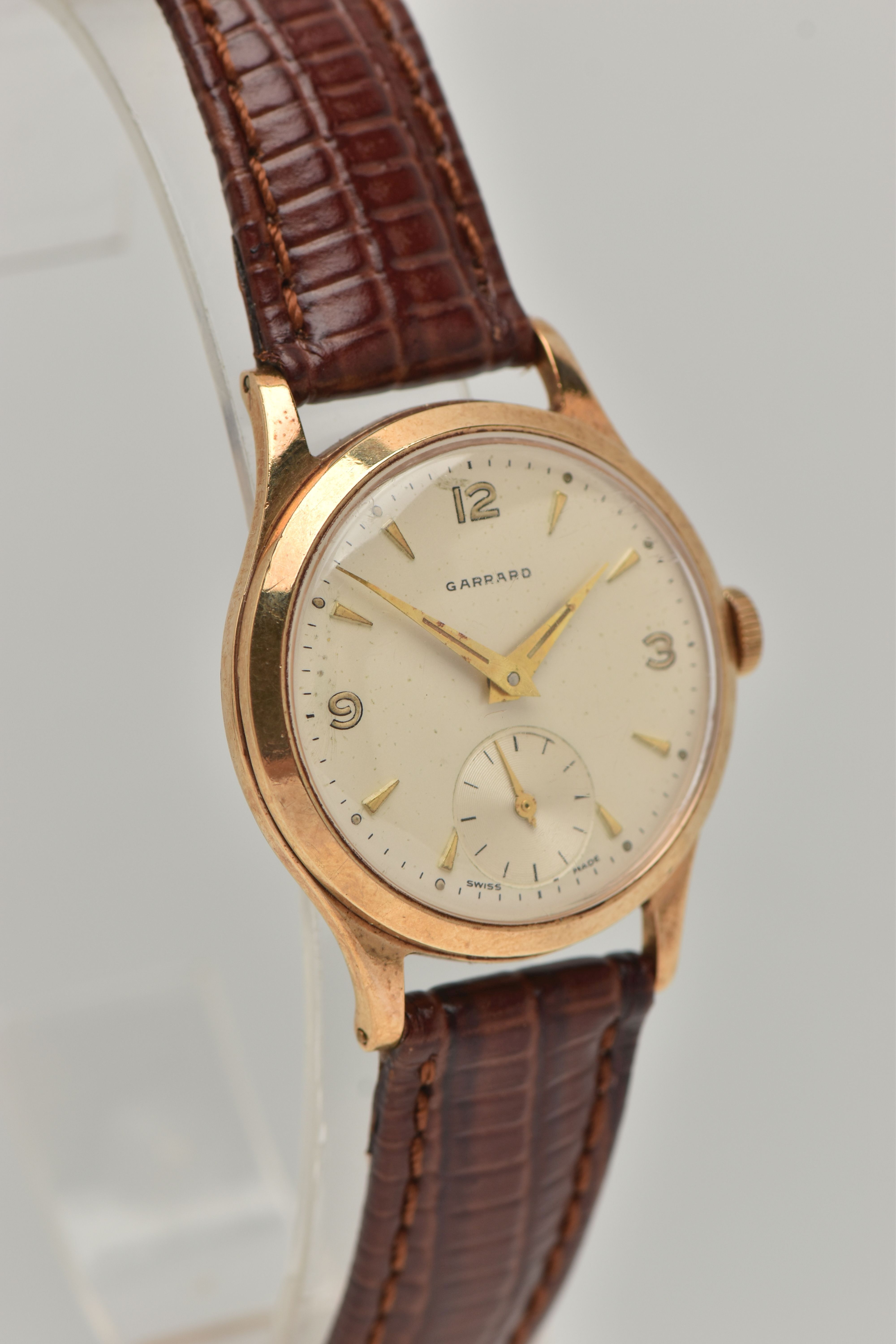 A GARRARD 9CT WRISTWATCH, the circular face with baton and Arabic numerals, a subsidiary seconds - Image 2 of 6