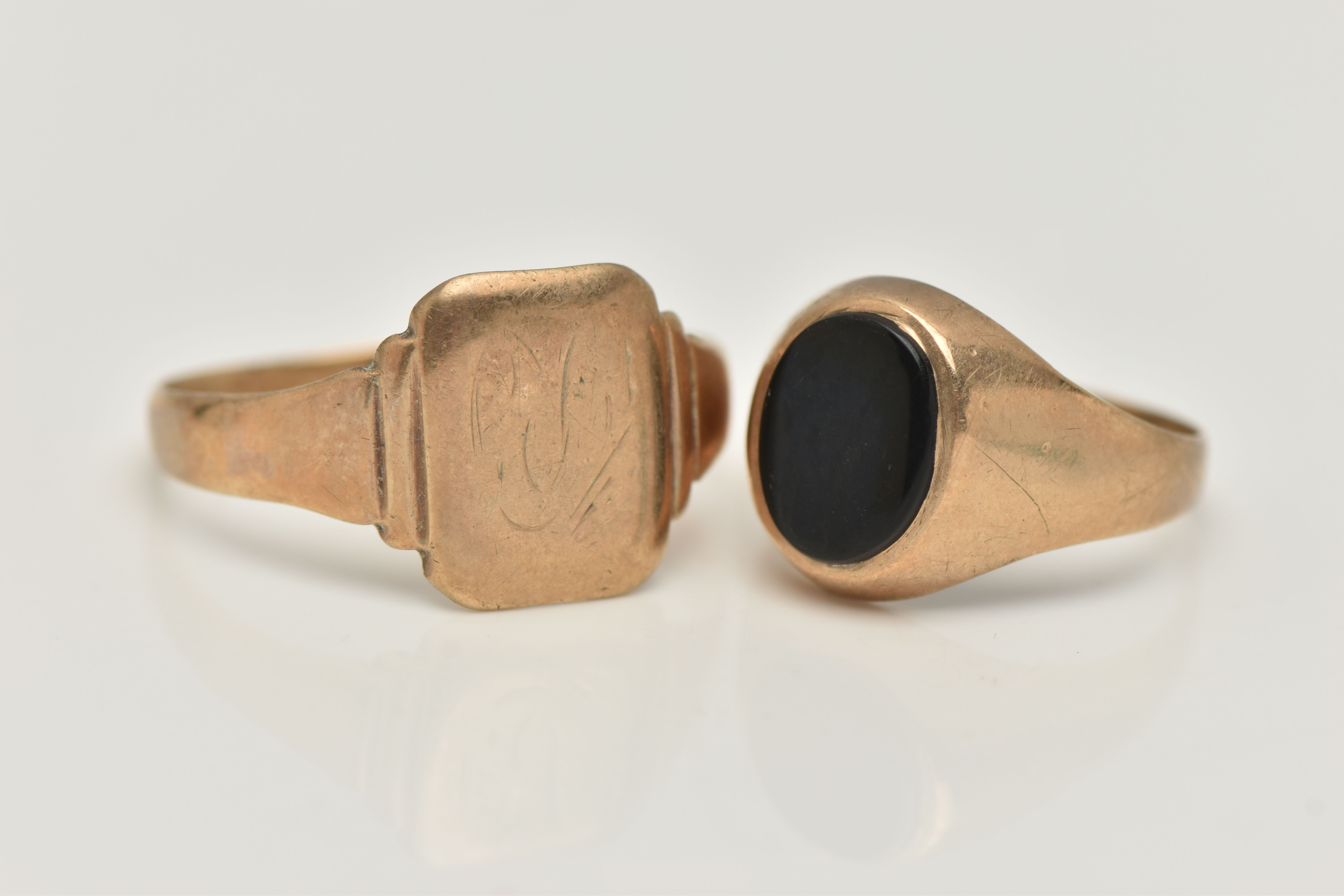 TWO SIGNET RINGS, the first a 9ct gold ring with central oval onyx panel, 9ct hallmark, ring size K, - Image 2 of 4