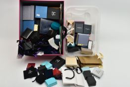A BOX OF EMPTY JEWELLERY BOXES AND JEWELLERY POUCHES, for rings, bracelets, earrings etc