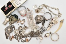 ASSORTED SILVER AND WHITE METAL JEWELLERY, to include a silver ingot pendant, hallmarked London