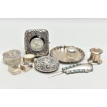 A SELECTION OF SILVER ITEMS, to include a silver ink well, hallmarked Birmingham, a silver pill