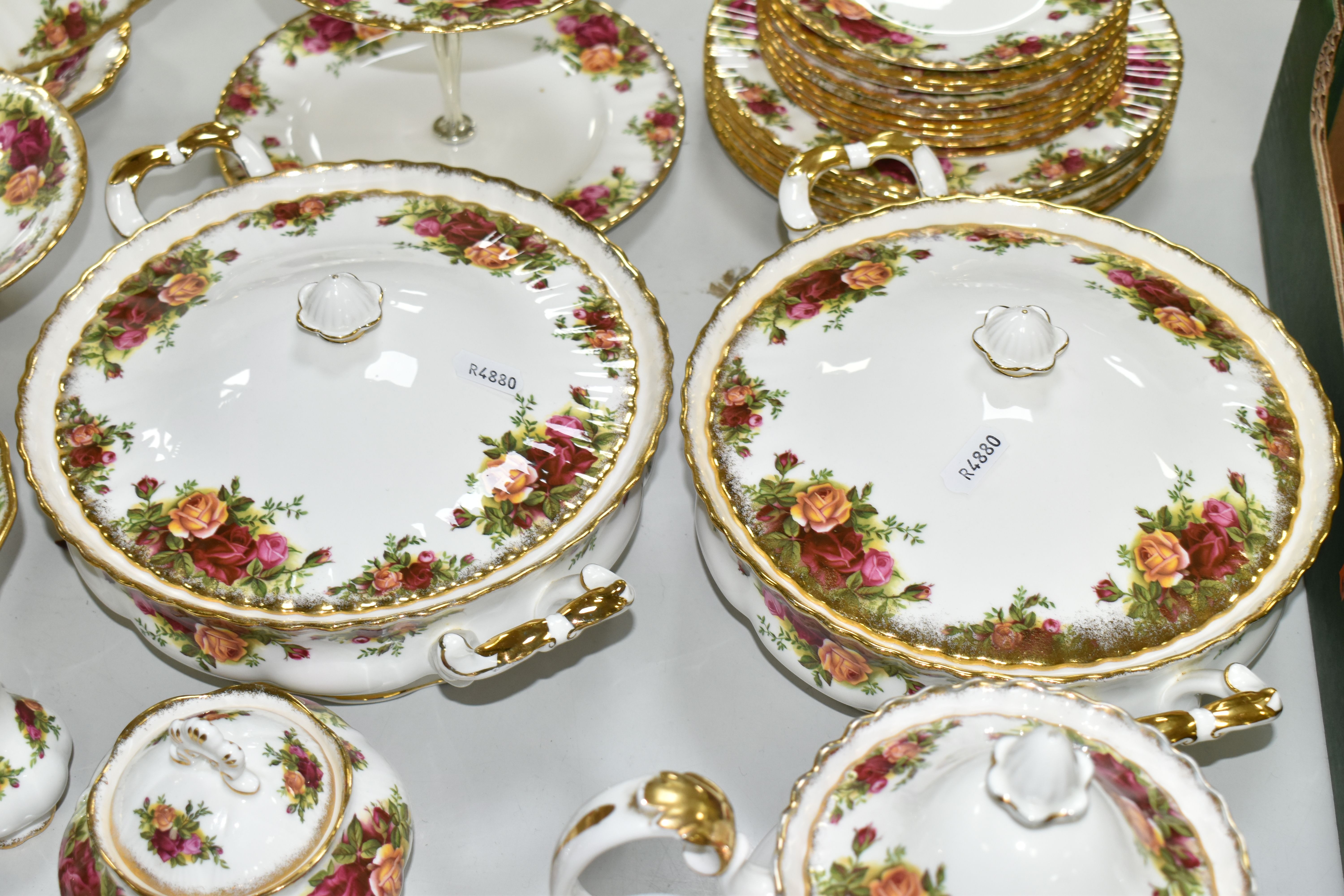 ROYAL ALBERT 'OLD COUNTRY ROSES' TEA AND DINNER WARES, comprising six cups and saucers - one cup - Image 3 of 7