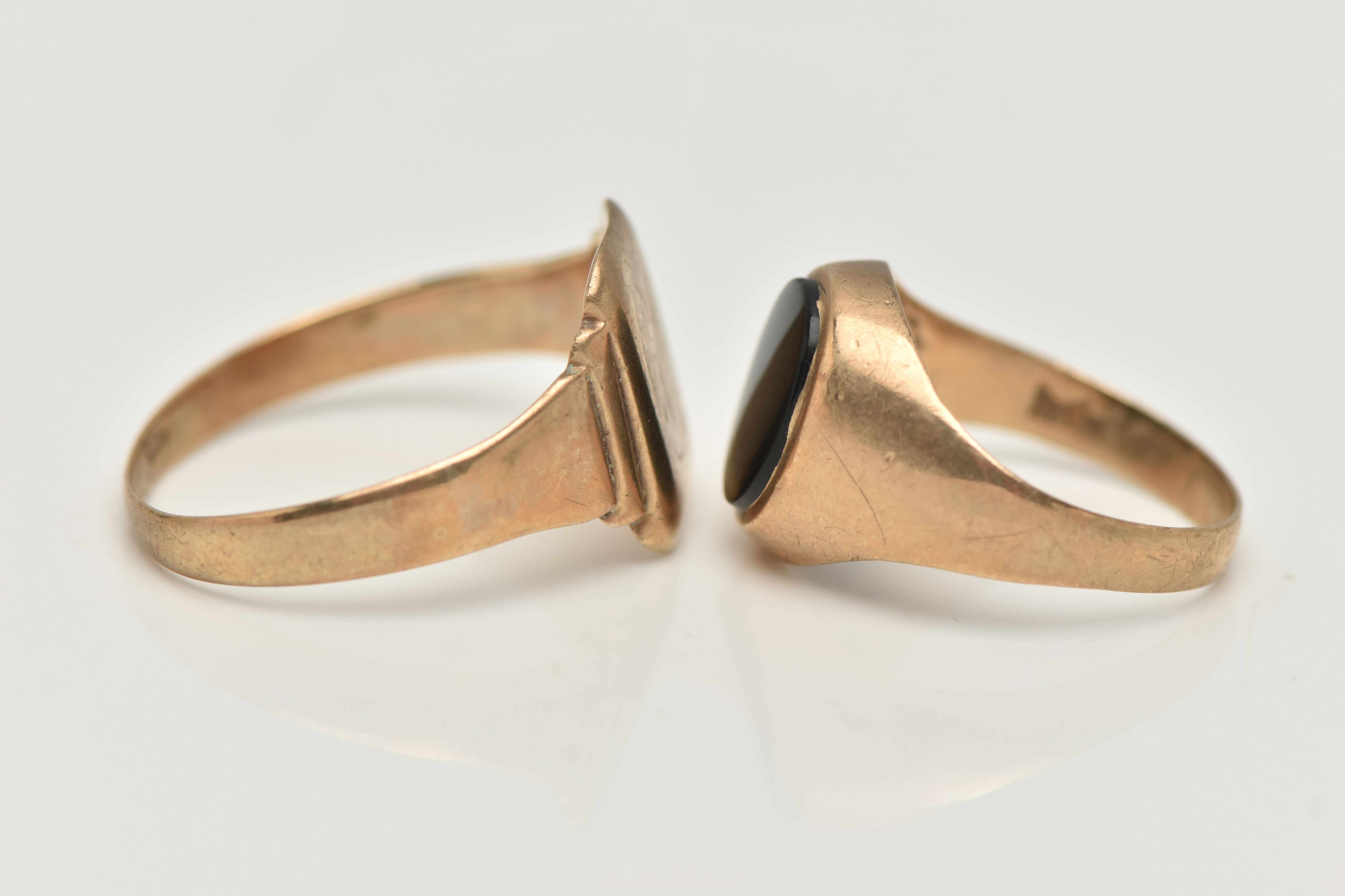 TWO SIGNET RINGS, the first a 9ct gold ring with central oval onyx panel, 9ct hallmark, ring size K, - Image 3 of 4