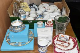 THREE BOXES AND LOOSE ROYAL COMMEMORATIVE ORNAMENTS AND GIFT WARES, to include boxed Peter Jones
