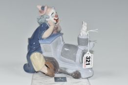 A LLADRO PRIVILEGE 'CIRCUS EXPRESS' FIGURE, model no 8138, sculptor Francisco Polope, issued 2005,