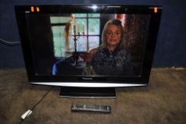 A PANASONIC TX-32LXD85 32in TV with remote (PAT pass and working)
