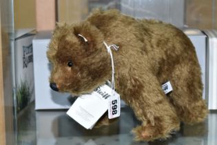 A BOXED STEIFF LIMITED EDITION SHAGGY BEAR REPLICA 1914, no.403330, limited edition no.492/914, dark