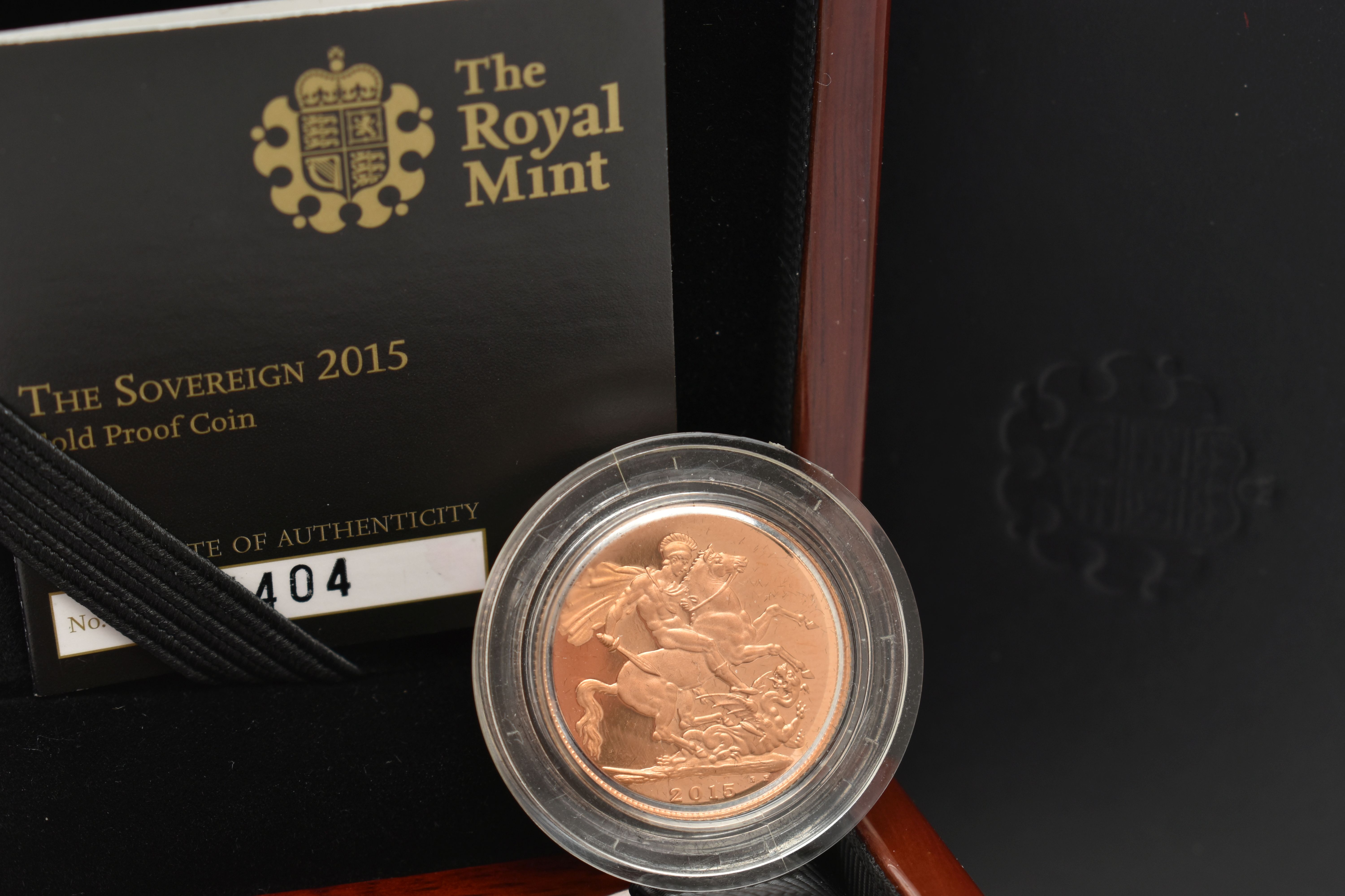 A BOXED ROYAL MINT FULL GOLD PROOF SOVEREIGN COIN 2015, .916.7 fine, 7.98 gram, 22.05mm, box and
