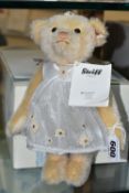 A BOXED STEIFF LIMITED EDITION TEDDY BEAR 'LITTLE STARLET', no.021312, limited edition no.192/