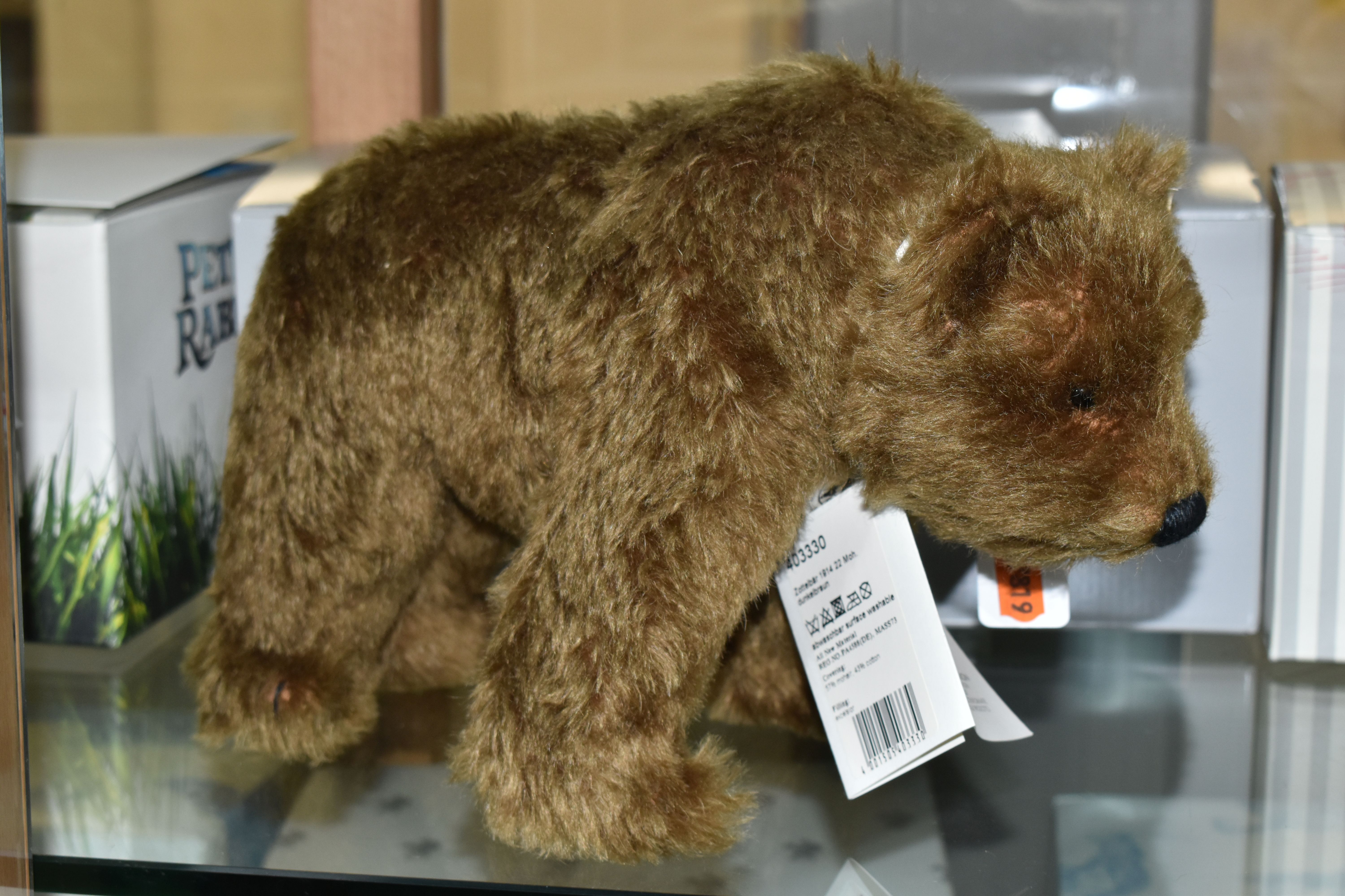 A BOXED STEIFF LIMITED EDITION SHAGGY BEAR REPLICA 1914, no.403330, limited edition no.492/914, dark - Bild 3 aus 3