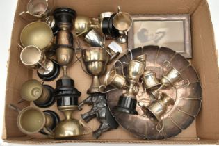AN ASSORTMENT OF SILVER AND WHITE METAL WARE, to include five small 'Polytechnic Senr Schools'