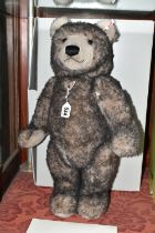 A BOXED STEIFF LIMITED EDITION 'BIG BEAR', jointed with grey tipped alpaca 'fur', growler, gold