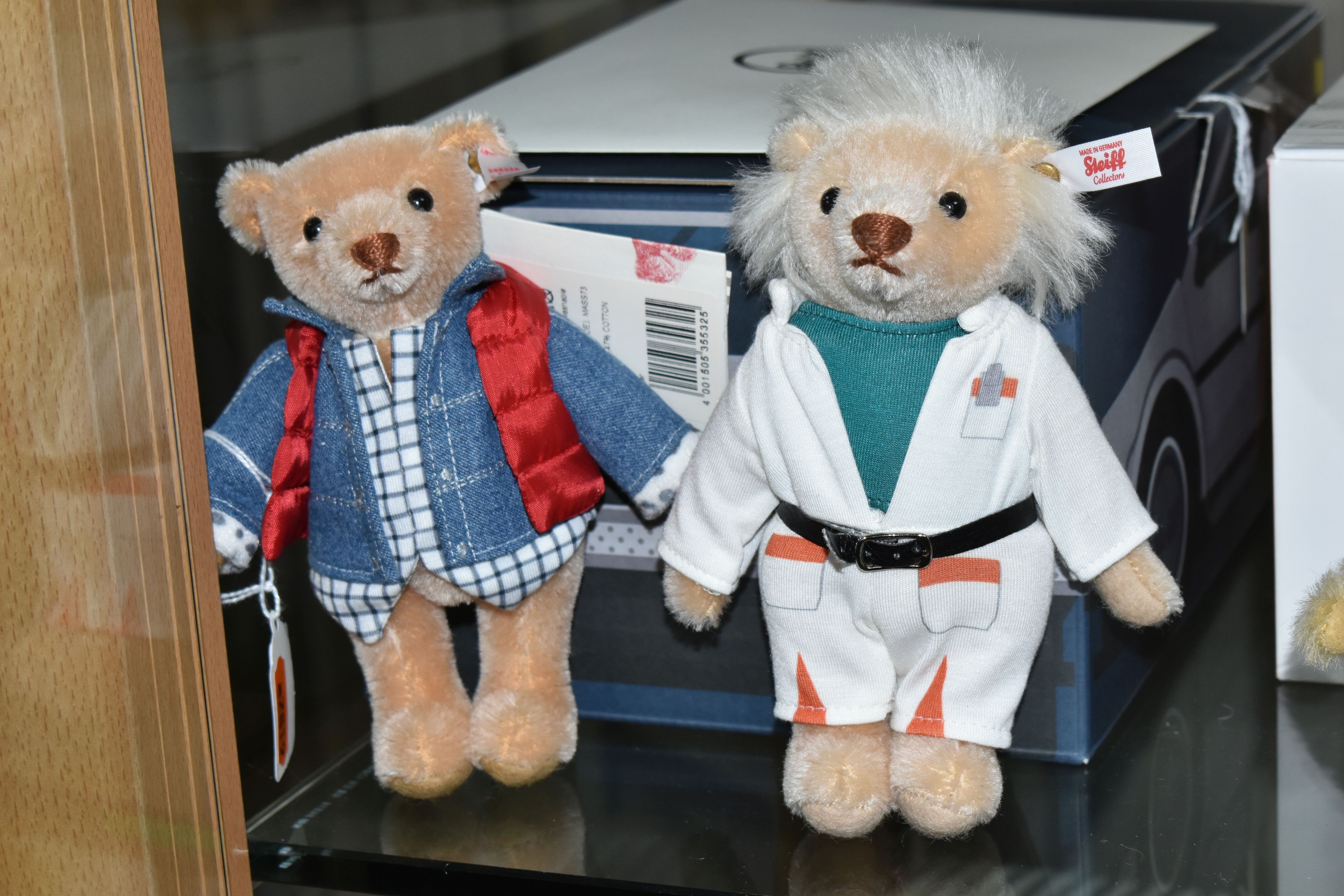 A BOXED STEIFF LIMITED EDITION BACK TO THE FUTURE TWO PIECE TEDDY BEAR SET, no.355325, limited