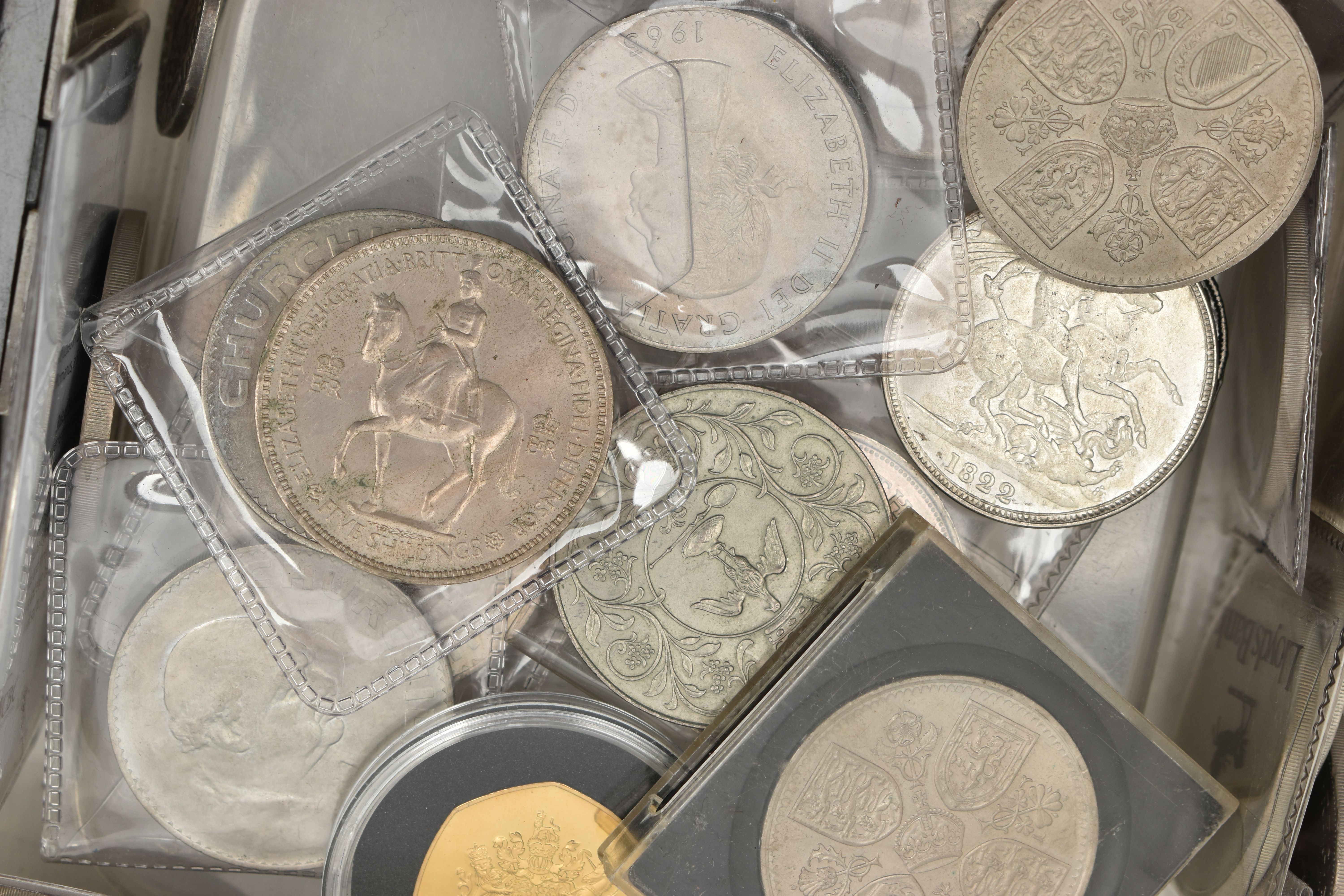 A PLASTIC TUB OF MIXED COINS, COMMEMORATIVE AND COPY COINS ETC - Image 2 of 3