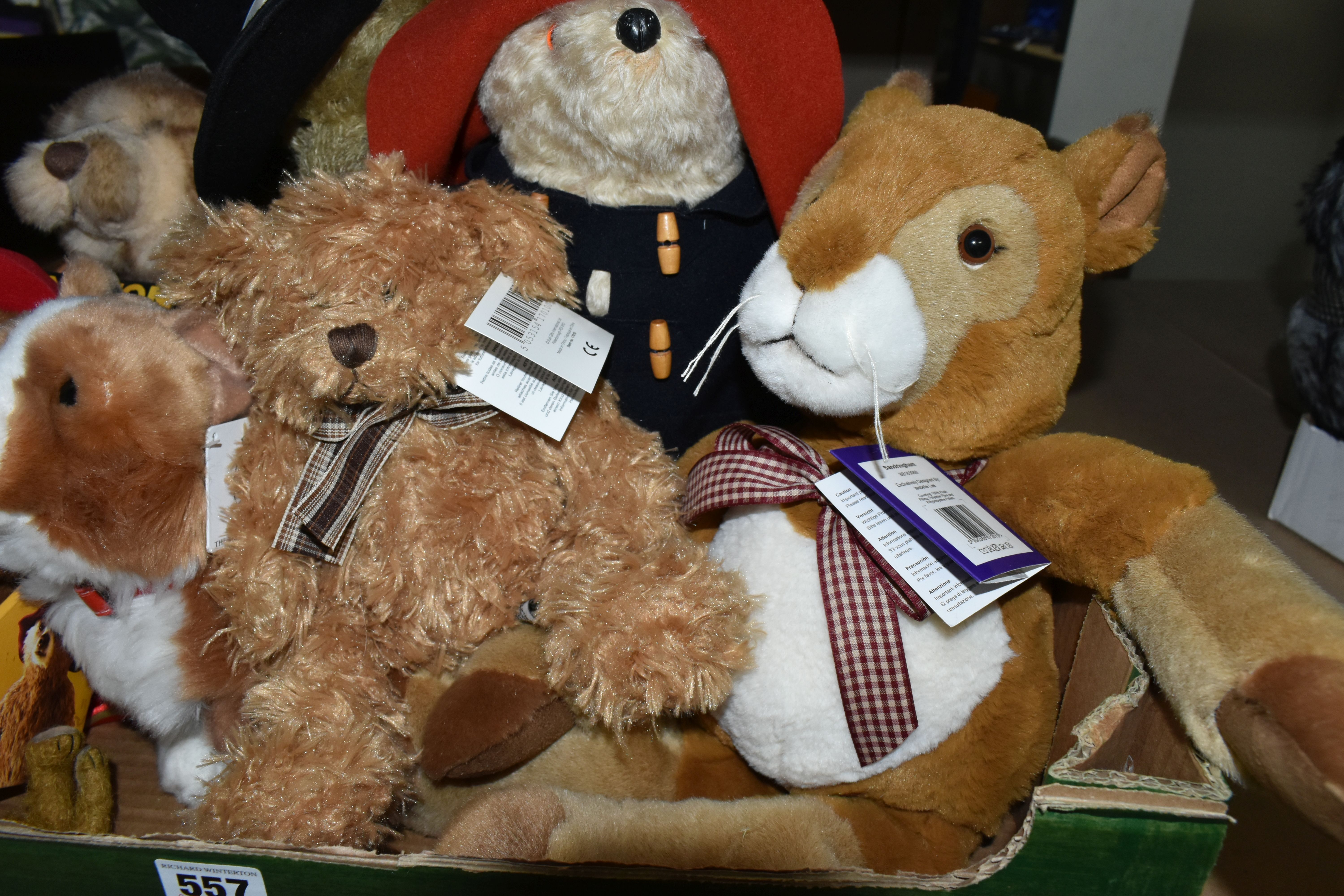 A BOX OF MODERN COLLECTORS BEARS, including a World of Bears limited edition of 50 Herman Morris - Bild 3 aus 8