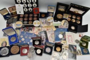 A PLASTIC TUB OF MAINLY COMMEMORATIVE COINAGE, to include several large 110 gram pictorial