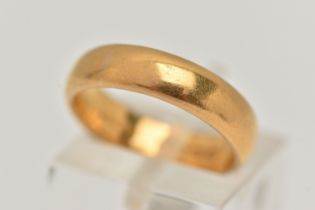 A 22CT YELLOW GOLD BAND RING, polished wide band, approximate band width 4.9mm, hallmarked 22ct