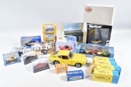AN INTERESTING COLLECTION OF VARIOUS DIECAST TRIUMPH MODEL CARS, to include an unboxed 1:18 scale