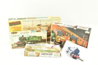 A QUANTITY OF BOXED UNBUILT VINTAGE PLASTIC CONSTRUCTION KITS, Airfix 1/600 scale Series 2 kit 'Free