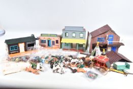 A QUANTITY OF UNBOXED AND ASSORTED BRITAINS WILD WEST ITEMS, to include Concord Overland