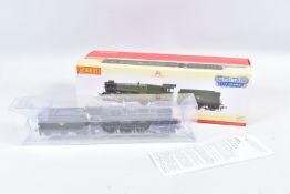 A BOXED HORNBY RAILWAYS OO GAUGE KING CLASS LOCOMOTIVE, King George I' No.6006, B.R. green livery (