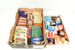A QUANTITY OF BOXED MATCHBOX MODELS OF YESTERYEAR AND LLEDO DAYS GONE MODELS, mainly lorries and