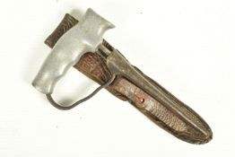 A WWI ERA ROBBINS OF DUDLEY TRENCH DAGGER, these are known as fighting or punch daggers and it comes