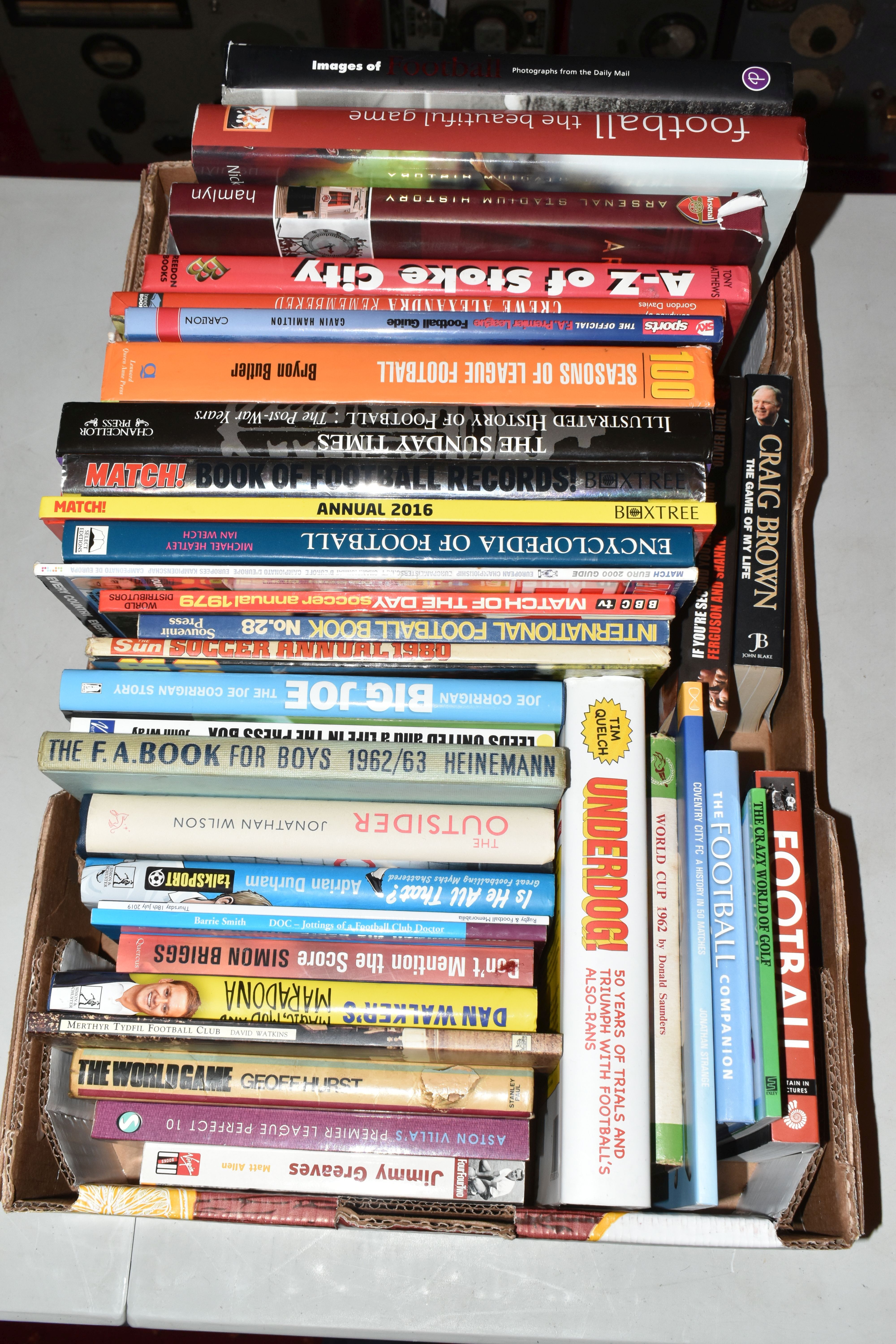 TWO BOXES OF FOOTBALL INTEREST HARDBACK AND PAPERBACK BOOKS, approximately seventy two titles - Image 8 of 13