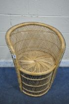 A MID CENTURY WICKER BARREL CHAIR (condition report: overall good condition)