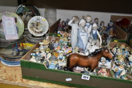 TWO BOXES AND LOOSE COLLECTORS PLATES, FIGURES AND ORNAMENTS, to include a Beswick New Forest