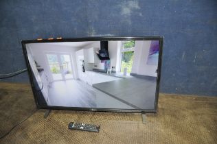 AN LG 32LQ63006LA 32in SMART TV with remote (PAT pass and working)