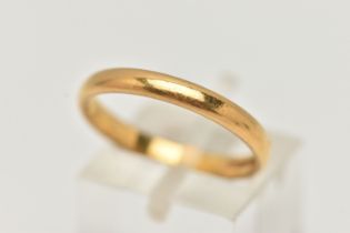 A 22CT YELLOW GOLD WEDDING RING, designed as a plain polished court shape cross section band,