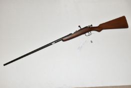 A .410 CAL WEBLEY & SCOTT BOLT ACTION SINGLE BARREL SINGLE SHOT SHOTGUN, serial no. 0828, 25 1/2