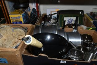 FOUR BOXES AND LOOSE KITCHEN WARE AND SUNDRY HOUSEHOLD ITEMS, to include a boxed Swan 12'' jam