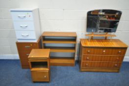 A MID CENTURY DRESSING CHEST, with a single mirror and a shelf, above three drawers, width 91cm x