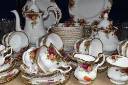 A QUANTITY OF ROYYAL ALBERT 'OLD COUNTRY ROSES' PATTERN DINNERWARE, comprising fourteen dinner