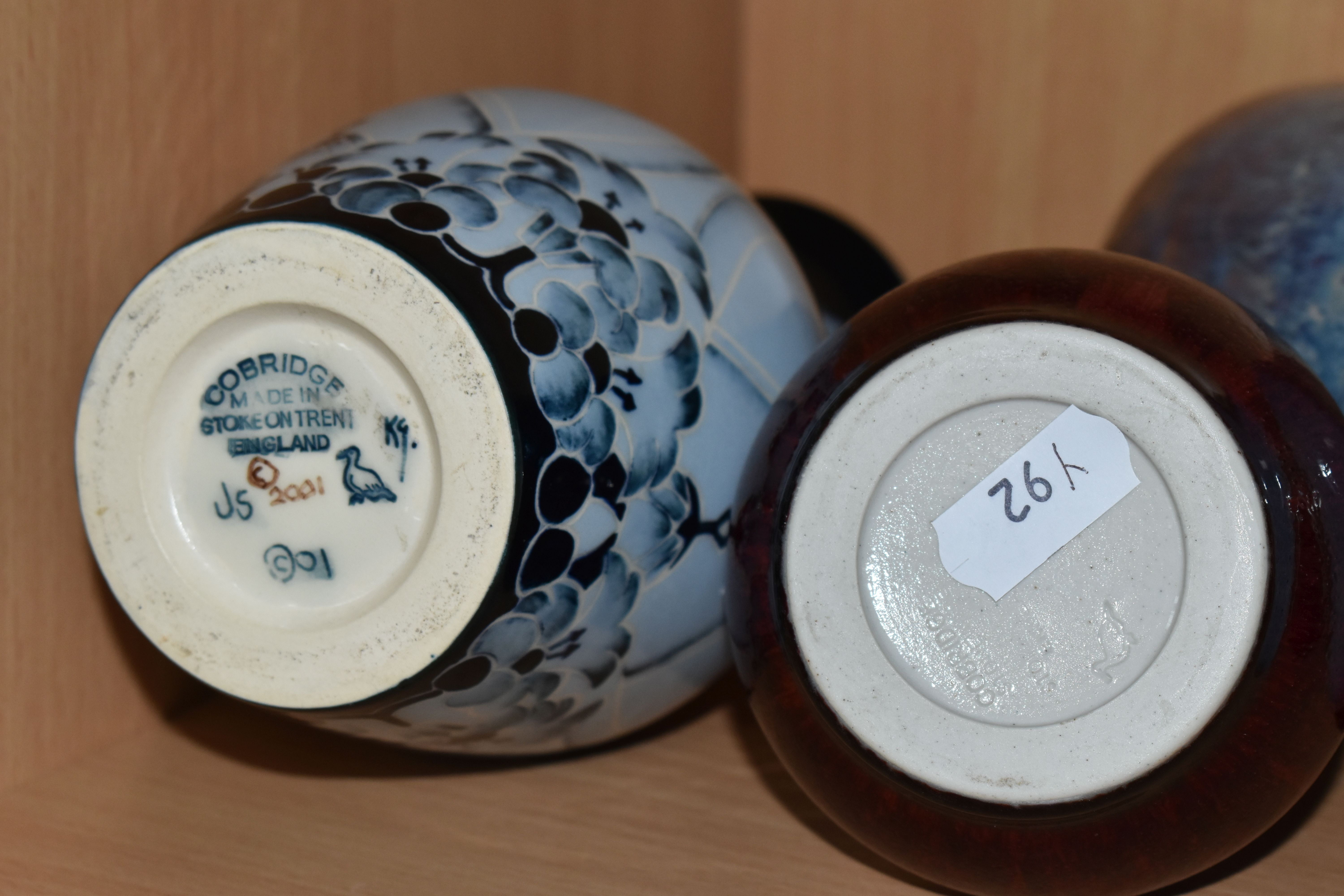 A GROUP OF THREE COBRIDGE STONEWARE VASES, comprising a mottled blue, white and purple vase, - Image 4 of 5