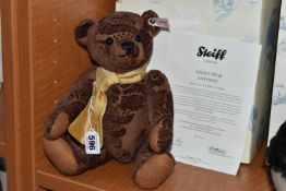 A BOXED STEIFF LIMITED EDITION 'TEDDY BEAR ANTHONY', no.035395, ltd ed no.512/1500, brown fabric,
