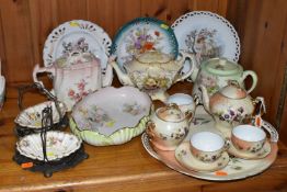 A COLLECTION OF LATE 19TH AND EARLY 20TH CENTURY CERAMIC TEA AND TABLEWARE, comprising a Victoria