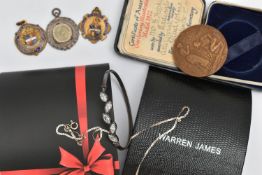 A SMALL ASSORTMENT OF MEDALS AND JEWELLERY, to include a cased Gardening Illustrated medal awarded