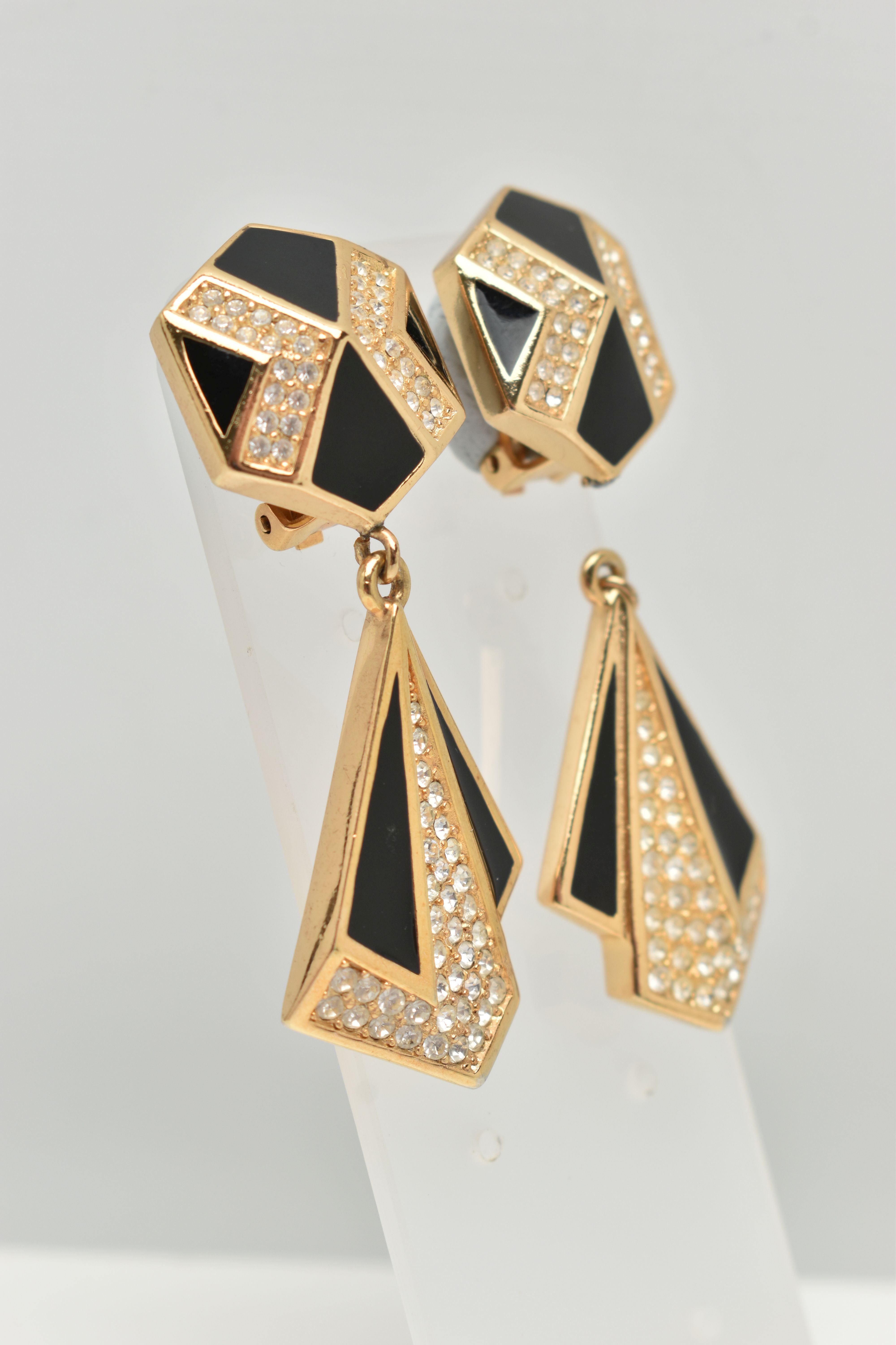 A PAIR OF 'CHRISTIAN DIOR' CLIP ON COSTUME EARRINGS, gold tone with colourless paste and black - Image 2 of 4