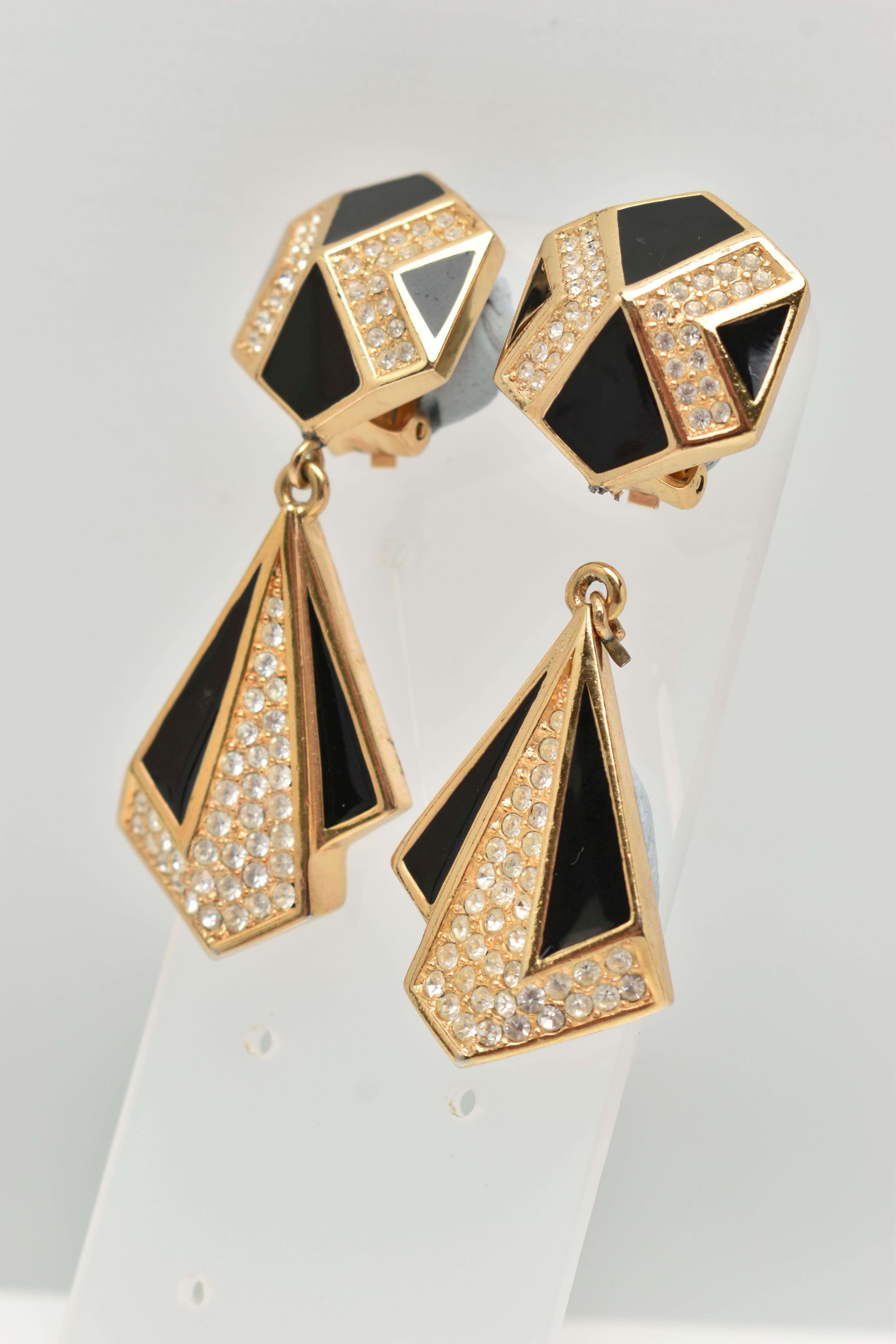 A PAIR OF 'CHRISTIAN DIOR' CLIP ON COSTUME EARRINGS, gold tone with colourless paste and black - Image 3 of 4