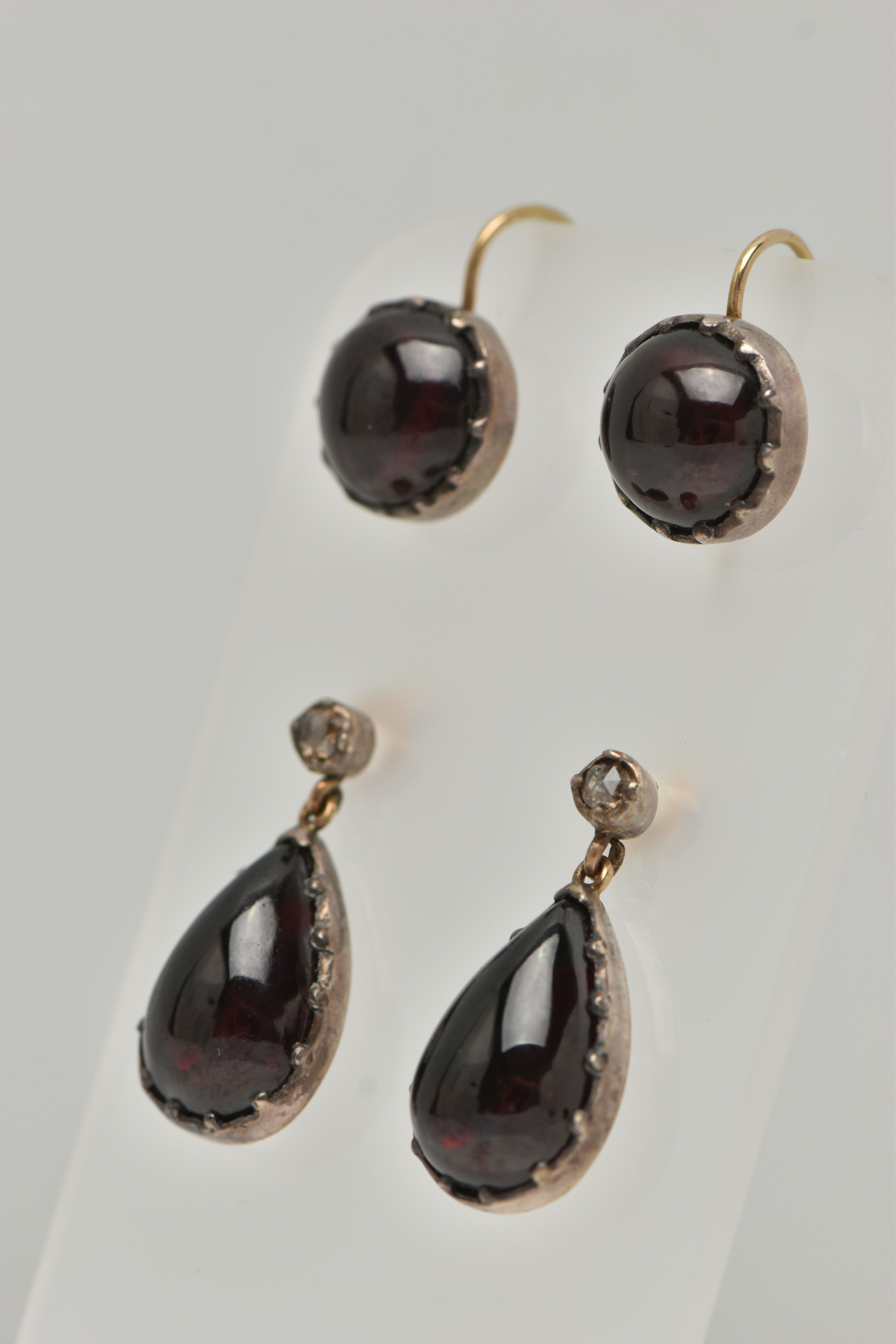 TWO PAIRS OF GARNET CABOCHON SET EARRINGS, conversion piece believed to once be a single pair of - Image 3 of 4