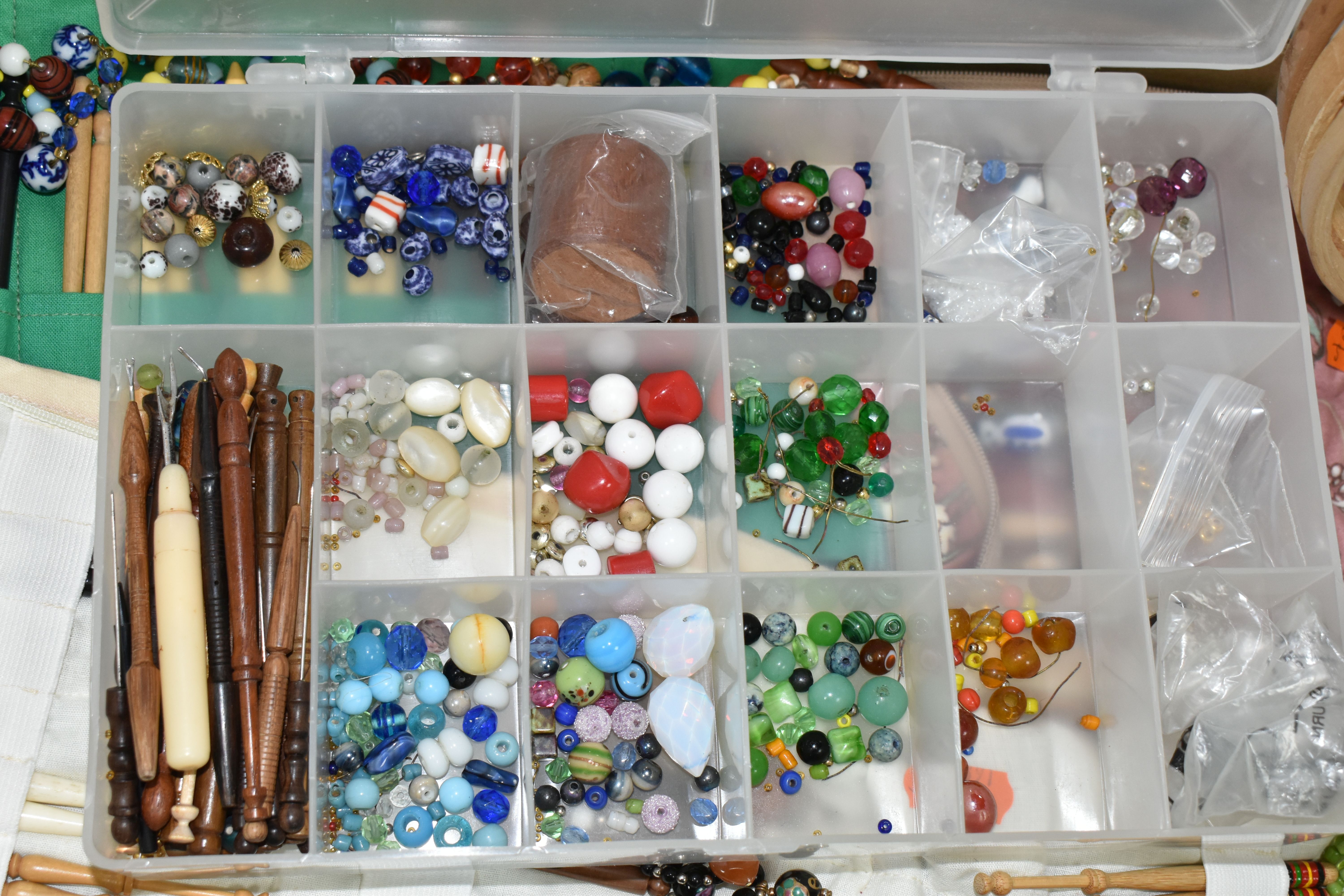 TWO BOXES OF LACE MAKING BOBBINS AND CUSHIONS, to include a large collection of lace making - Image 2 of 10