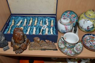 A GROUP OF ORIENTAL CERAMICS, BOXED BONE CHESS SET, ETC, including a 19th century Canton Famille