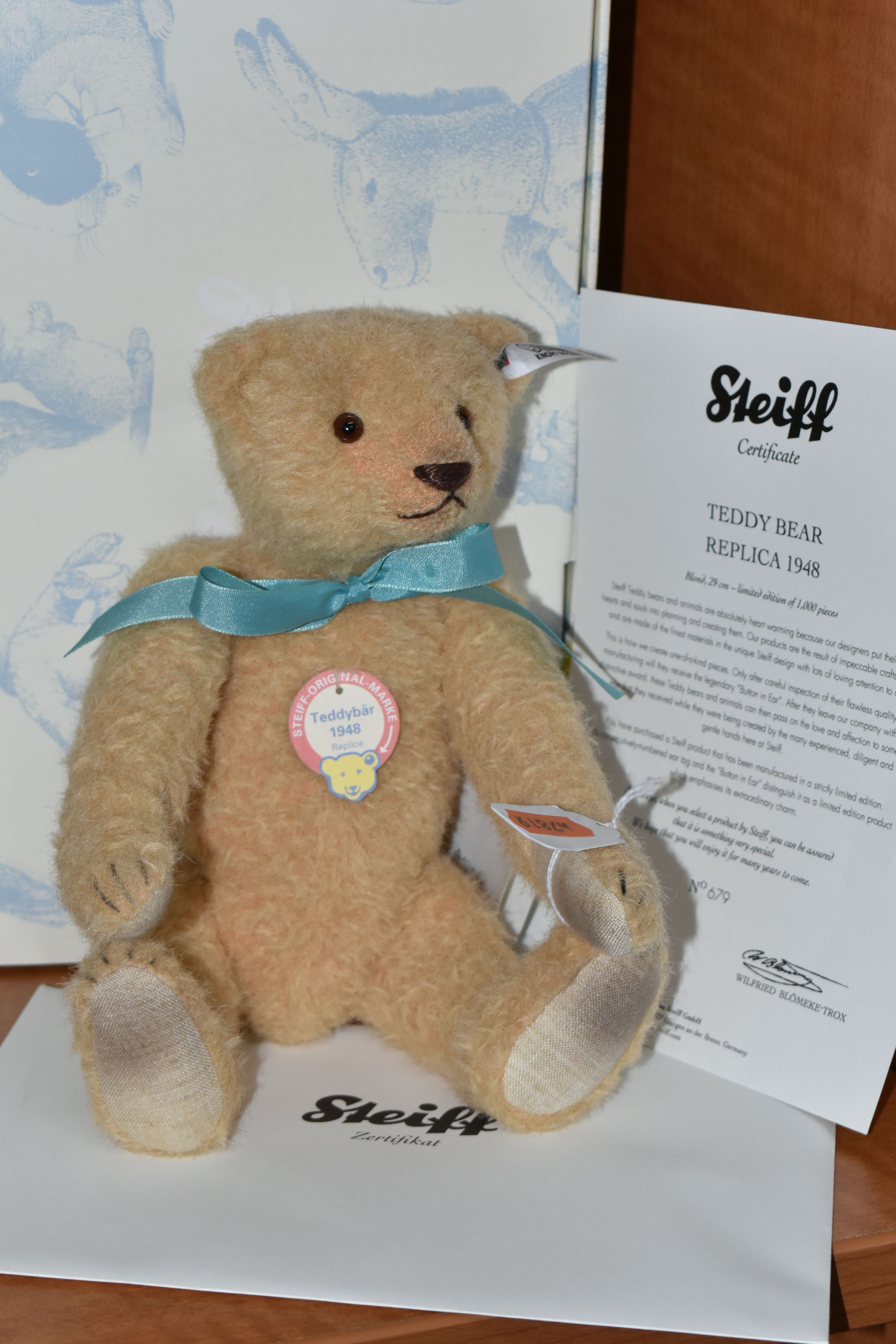 A BOXED STEIFF 'TEDDY BEAR REPLICA 1948', no.403163, ltd ed no.679/1000, blonde alpaca, height 29cm,